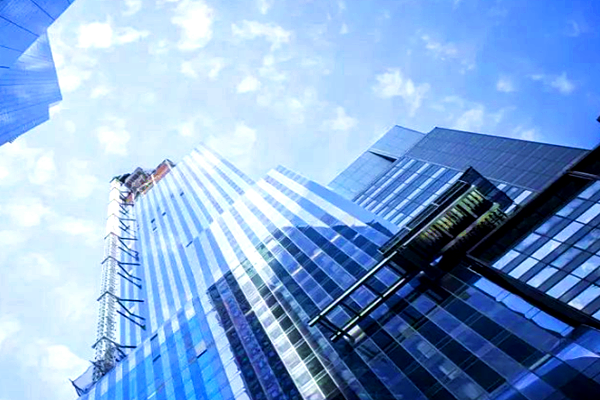 園區(qū)樓宇智能化系統(tǒng)解決方案！ 目前園區(qū)樓宇智能化系統(tǒng)建設(shè)主要著力于消防系統(tǒng)、配電系統(tǒng)、安防系統(tǒng)、綜合布線系統(tǒng)等基礎(chǔ)設(shè)施，以及車位管理系統(tǒng)、門禁系統(tǒng)、物業(yè)收費系統(tǒng)、多表收費系統(tǒng)等方面，并集中在基本的監(jiān)測(圖1)